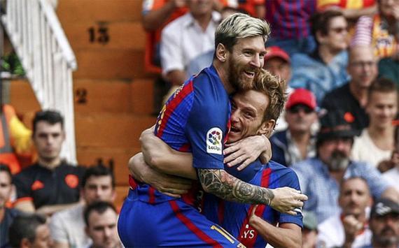 16285742926338f9f24559947e780